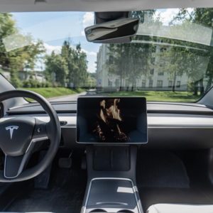 Tesla Driver Files Lawsuit in Accident Involving Computer System Malfunction